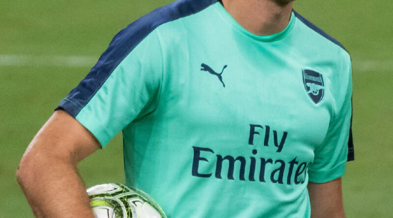Xabi Alonso actualizó el estado del Dibu Martínez: "Está evolucionando favorablemente" tras la operación