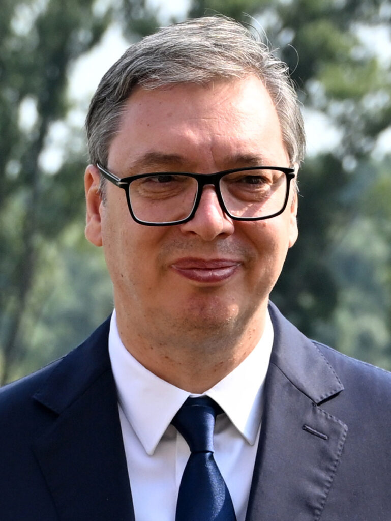 Vucic admitió la derrota ante los estudiantes: "Está claro que hemos perdido estas elecciones"