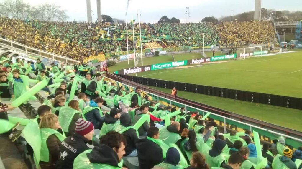 Estudiantes de Río Cuarto ya descendió y Aldosivi está en la cuerda floja