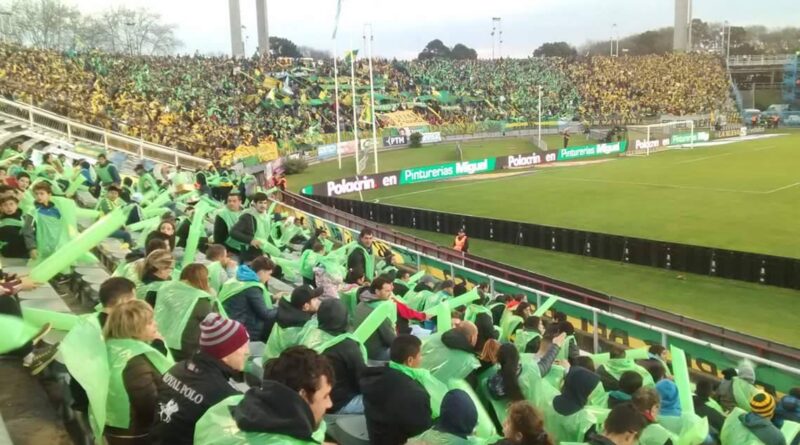 Estudiantes de Río Cuarto ya descendió y Aldosivi está en la cuerda floja