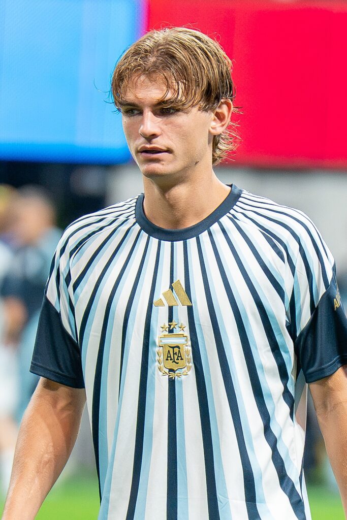 Nico Paz se emocionó porque el hijo de Messi usó la camiseta del Como: "Es un honor"