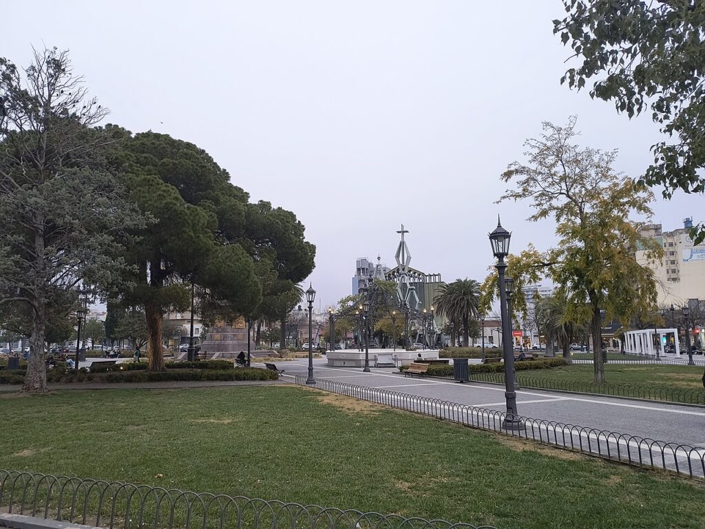 Multitudinaria "Caminata Rosa" en Santa Rosa: La Pampa suma mamógrafos para detectar a tiempo el cáncer de mama