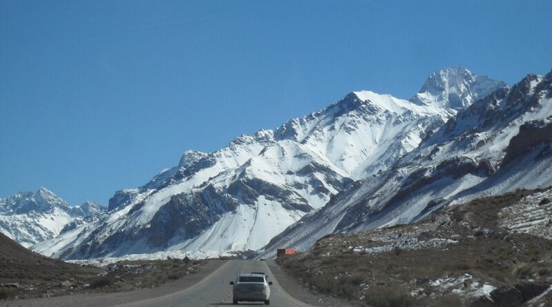 Se destrabó el Cristo Redentor: tras cinco días de cierre por nieve, vuelven a cruzar autos y camionetas